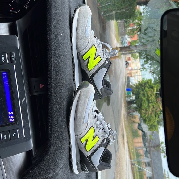 New balance 9 1/2 great condition …. - Picture 2 of 6